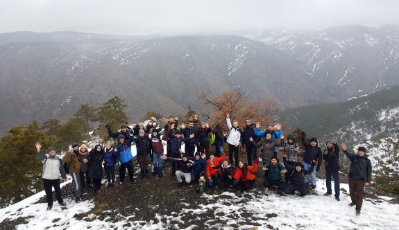 Doğa yürüyüşü ile  oksijeni ciğerlerine doldurdular