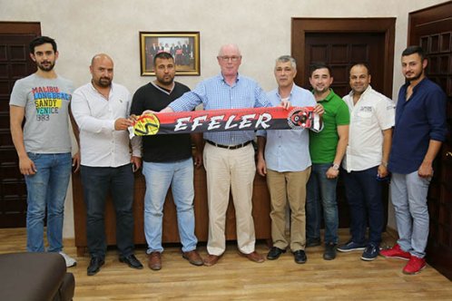 “Eskişehirspor’umuza herkes sahip çıkmalı”